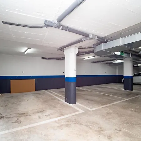 Piso Torno Διαμέρισμα *